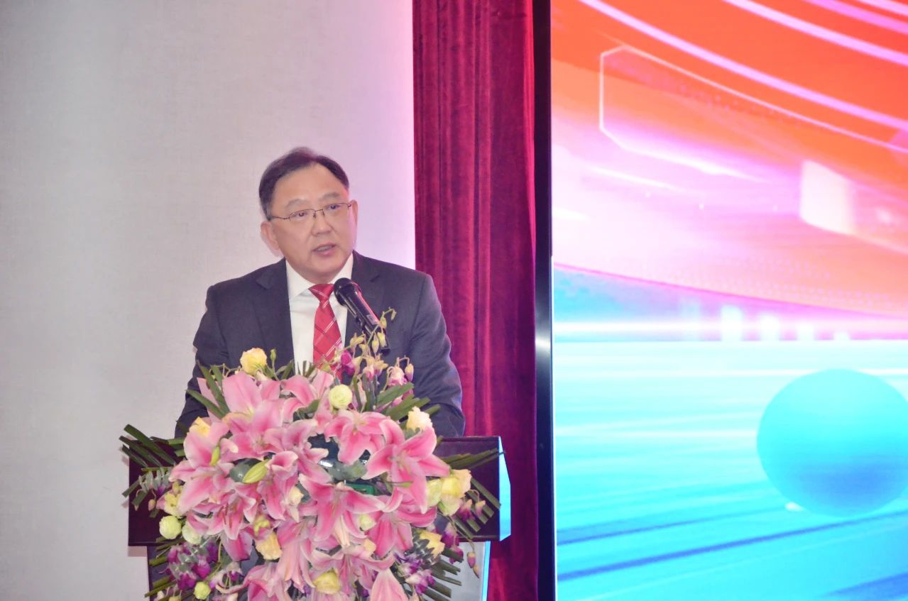 “凝心聚力，厚積薄發(fā)”——三聚陽(yáng)光舉辦2025年新春年會(huì)