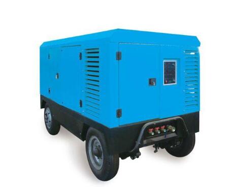 凝結(jié)器或一級濾芯促使水和空氣改變方向。